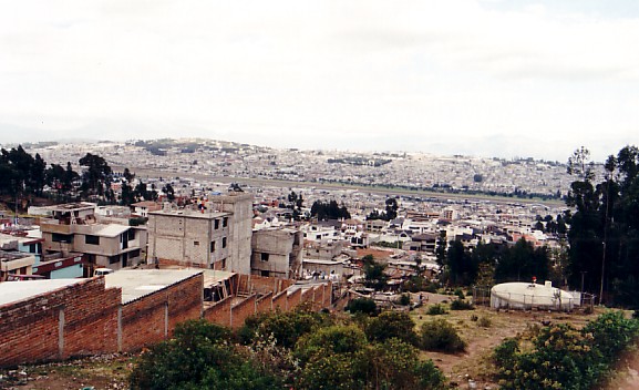 Mariscalsucre Airport, Quito